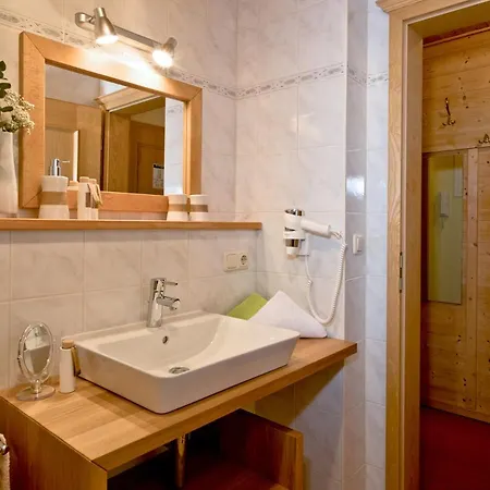 Haus Wiesengrund Apartamento *